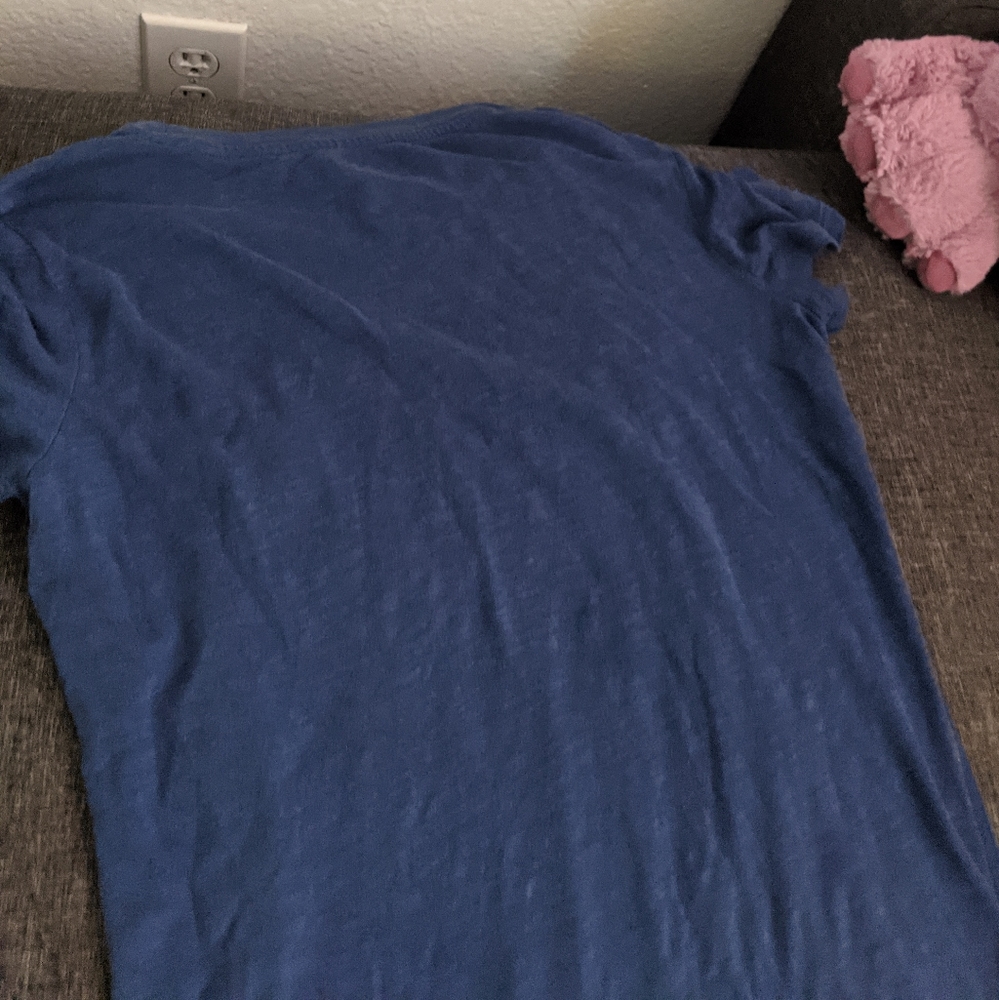 Shirts - Picture 2 of 4